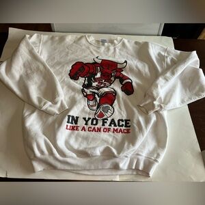 Vintage Chicago Bulls white sweatshirt